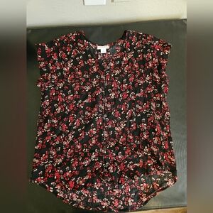 Liz Claiborne Black and Red Floral Top